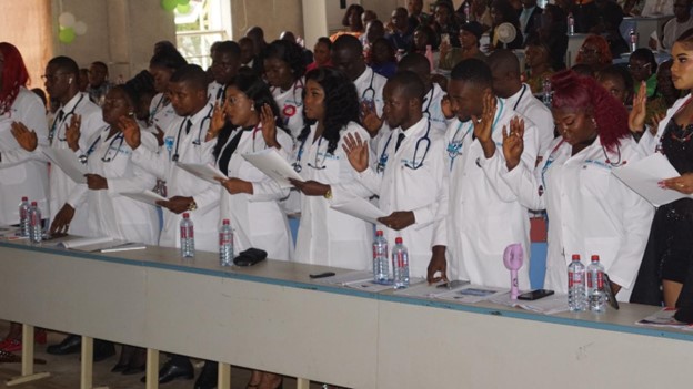 “We will uphold integrity in our duties”: Graduating doctors and midwives of College of Health Sciences pledge